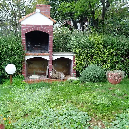 Mira * Starigrad Paklenica